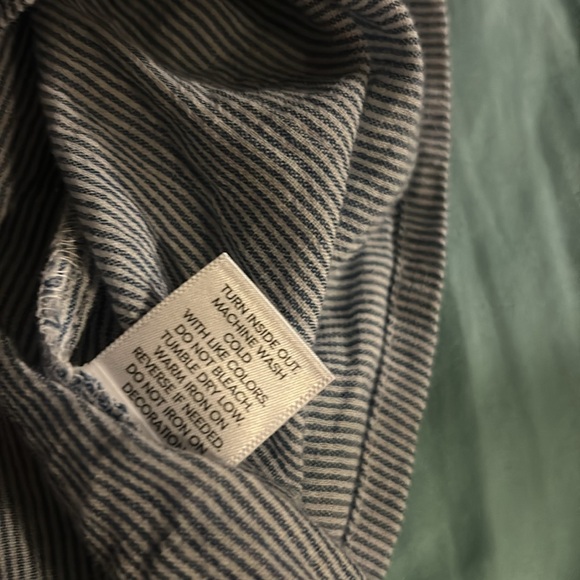 3X Westport long sleeve peasant embroidered crochet at neckline and sleeves.ties - Picture 12 of 13